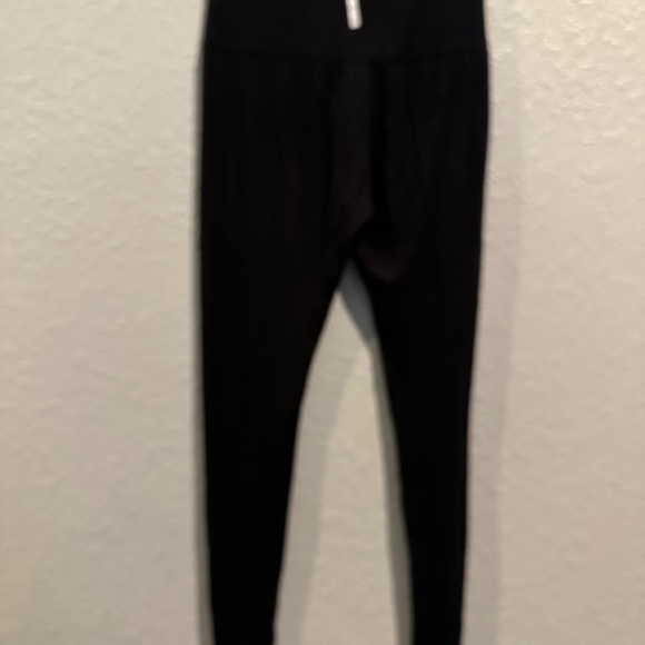 Danskin Set of Shirt and Pants - Size S - Picture 10 of 14